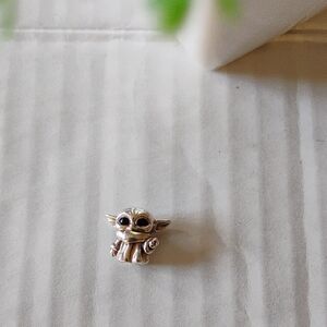 Pandora Star Wars Grogu Charm. S925 Silver.